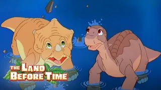 Dinos Have Fun In The Lake! | The Land Before Time
