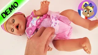 Nourrir poupée BABY BORN + Mettre la couche - Qu'y a-t-il avec la poupée Baby Born?