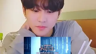 Jungwon watching Ni-ki's dance for vogue korea #jungwon #niki #wonki #enhypen #fyp