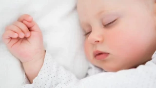 TWO HOURS of Gentle Lullabies for Babies on Piano - Baby Sleep Music