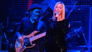 Olivia Newton-John and John Farnham Dare to Dream Live