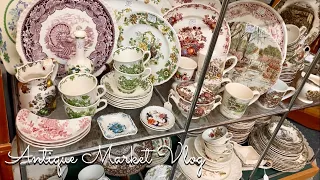 Shop with me at the Antique Market / So many BEAUTIFUL porcelains !