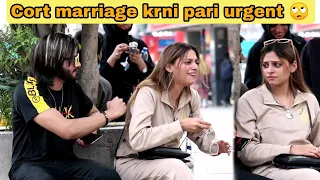 Girlfriend Ko Kiya Propose Kesi Or NY 😤😡| Prank On My Girlfriend |@AwaisBhatti28