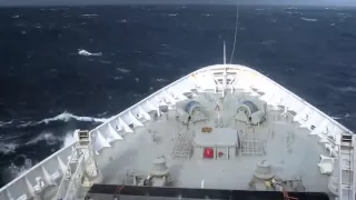 Crazy Monster wave hits cruise ship