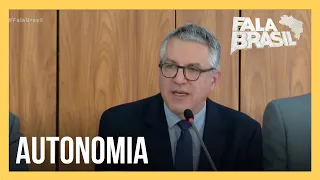 Alexandre Padilha diz que governo não quer mudar autonomia do Banco Central