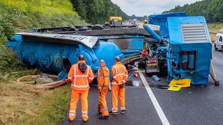 HEAVY RECOVERY :  Truck loaded with 37 tons of gravel on its side  🚛👷🏻