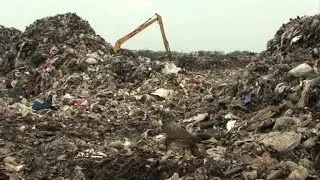 Thailand totters towards waste crisis