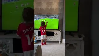 Jesse Lingard’s daughter, Hope, watching daddy play 🥺❤️ #shorts