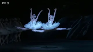 Swan Lake Dance of the Big Swans - Mayara Magri and Claire Calvert