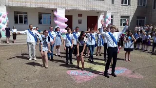 Вальс и флеш   моб от выпускников Семеновской школы 2018г