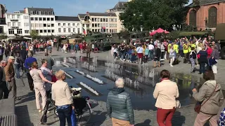 Liberation column North daily vlog 6 Markt Turnhout