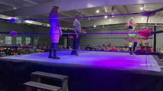 Shawna Reed vs Elizabeth