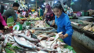 Pregnancy mom buy fish from the market for cooking - Yummy fish rice porridge