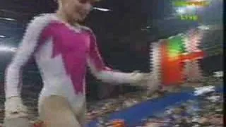 SHANNON MILLER ON BARS- 1993 WORLDS EVENT FINALS