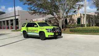 *Q2B* Palm Beach Gardens Fire Rescue Battalion Chief 61 and EMS 61 Responding From Station With Q2B!