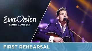 Douwe Bob - Slow Down (The Netherlands) First Rehearsal