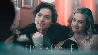 RIVERDALE || когда ты улыбаешься