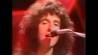 Queen - Killer Queen 1st Appearance at Top Of Pops 1974 (Restored)