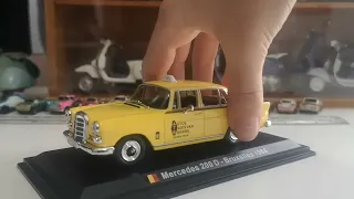 Mercedes-Benz 200D - Bruxelles - 1966 1/43 Scale Diecast Taxi Del Mondo DeAgostini