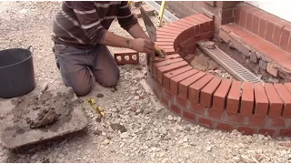 Bricklaying How to build a curved brick step