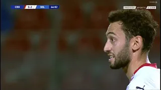 Hakan Çalhanoğlu vs Crotone