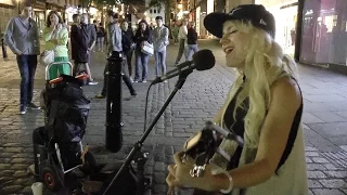 Sammie Jay: "Money On My Mind" - Busking in Covent Garden, London