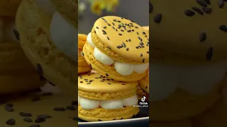 passion fruit macaron