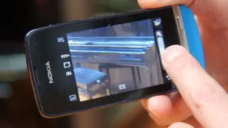 Video: Nokia Asha 311 camera UI and multitouch pinch zoom demo