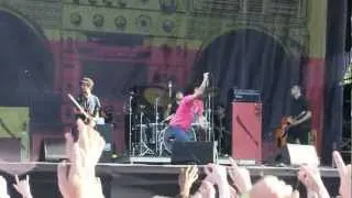 At The Drive-In  **Pattern Against User** Live (720p HD) at Lollapalooza on August 5, 2012