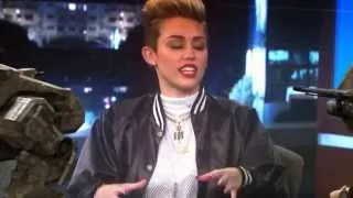 Aliens attack on Miley Cyrus: Funny videos