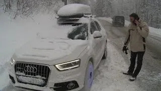 Snow strands thousands of motorists in French Alps