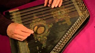Vivaldi Largo  played on a 6-chord zither by Etienne de Lavaulx