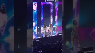 [FANCAM] 240306 NewJeans perform ‘Super Shy + ETA’ at the 2024 Billboard Women In Music Awards