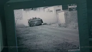 Rare Footage from an BTR-4 armored vehicle showing close combat in Mariupol Ukraine