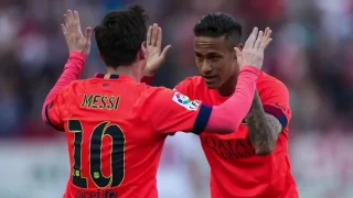 Messi faz vídeo de despedida emocionante para Neymar "Foi um prazer enorme"