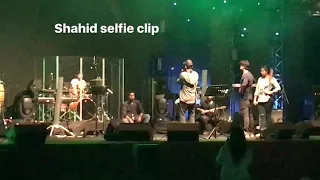 ayushman khurana sing dil dil pakistan in dubai concert