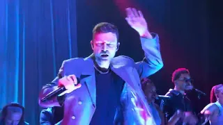 Justin Timberlake performing Sexyback in New York City on 1/31/24.