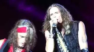 Aerosmith - Livin' on the Edge (Live at Praça da Apoteose)