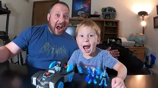 Father and son unbox 2021 Imaginext bat-tech batmobile and mr freeze and batman 2 pack