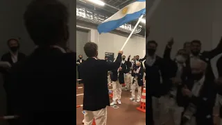 ¡Canta conmigo! Argentina antes de salir en la ceremonia inaugural de los Juegos Olímpicos de Tokio