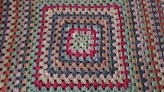 VERY EASY crochet granny square blanket - never ending crochet granny square baby blanket