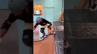 🛹👨🏽‍🦯 Blind guy slams on Tony Hawks vert ramp