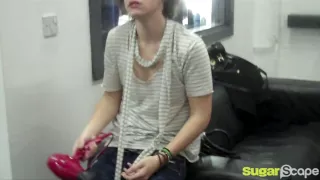 Harry Styles blowdrying his hair & juggling. Those were the days.