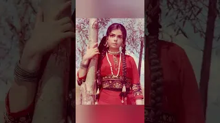 Bindiya Chamkegi Chudi🤩 Song With (Lata Mangeshkar)Do Raaste Rajesh Khanna Mumtaj 🎵#old #viral 🔥🔥❤
