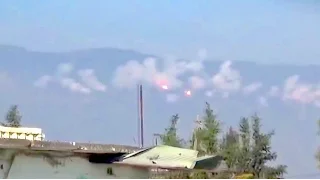Месть за убитых летчика и морпеха  8 часов артиллерия и РСЗО ведут обстрел позиций боевиков