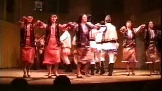 Moldova - Urmasii lui Vlad Tepes - Dansuri populare romanesti