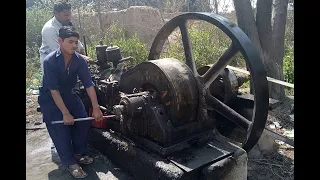 amazing starting desi old black engine| Amazing technology With Working atta chakki in punjab