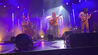 Billy Strings LIVE "Show Me the Door" on the Rail in St. Augustine, FL on 4.30.22 ft. Christian Ward