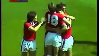 Bryan Robson Goal (England Vs France 1982)