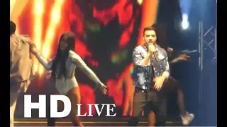 Luis Fonsi and Demi Lovato - Échame La Culpa ( LIve from Grand Studio )